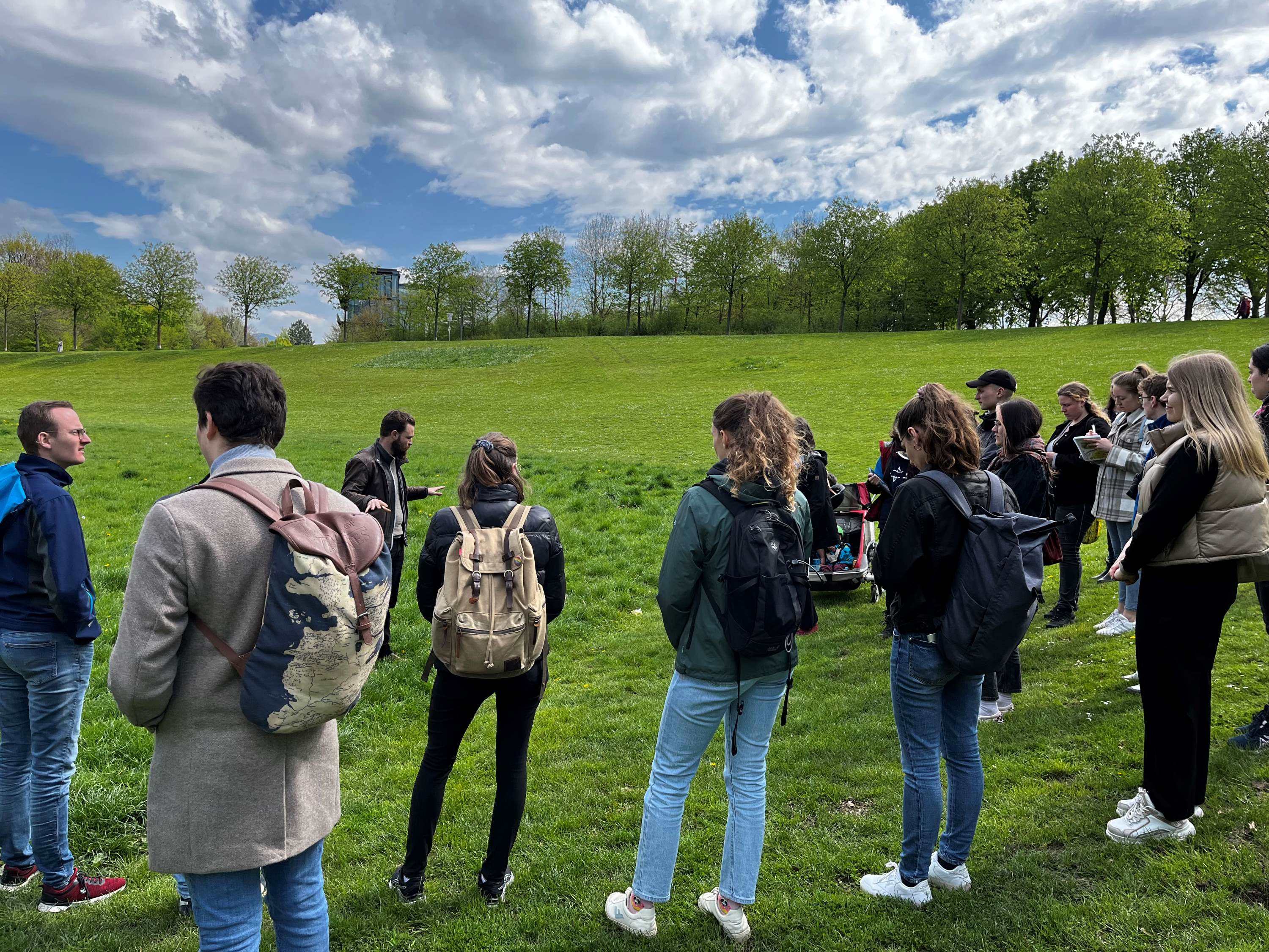 Hundewiese Ortsbesichtigung kl